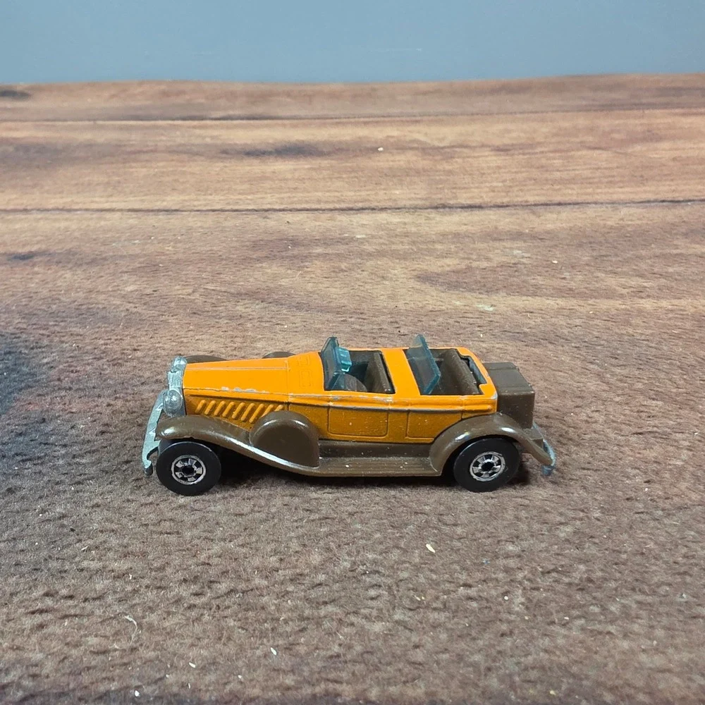 Hot Wheels 31 Doozie Kids 1:64 Orange Good 1976 Vintage Diecast Car